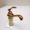 VÒi chẬu rỬa mẶt lavabo mẠ vÀng cong v228 5d47ae266affd.jpeg
